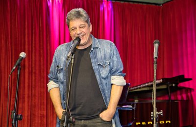 Embaraço': Glênio Bohrer apresenta novo trabalho musical