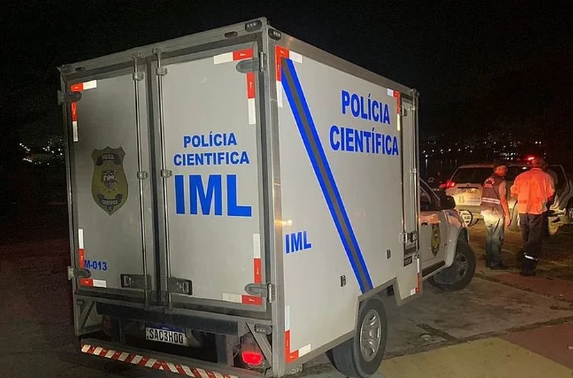 Após ter casa invadida, homem é morto com golpes de facão e tiros, em Coqueiro Seco