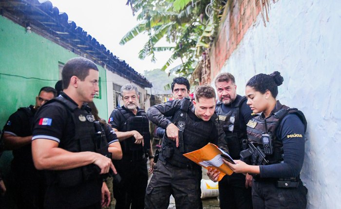 Operações cumprem mandados em Maceió e no estado de Goiás.