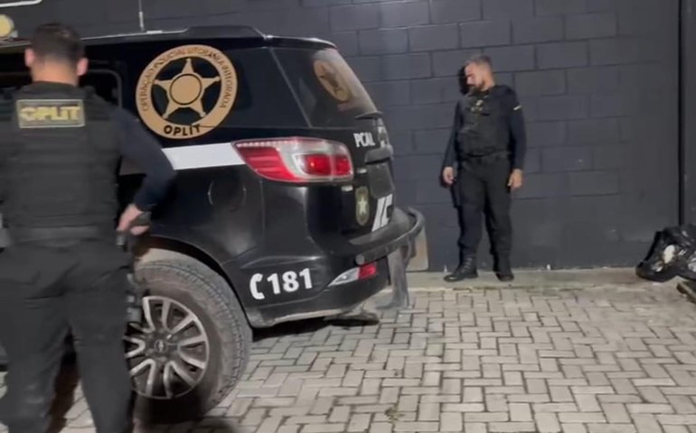 Polícia Civil prende advogado em flagrante por lesão corporal contra companheira