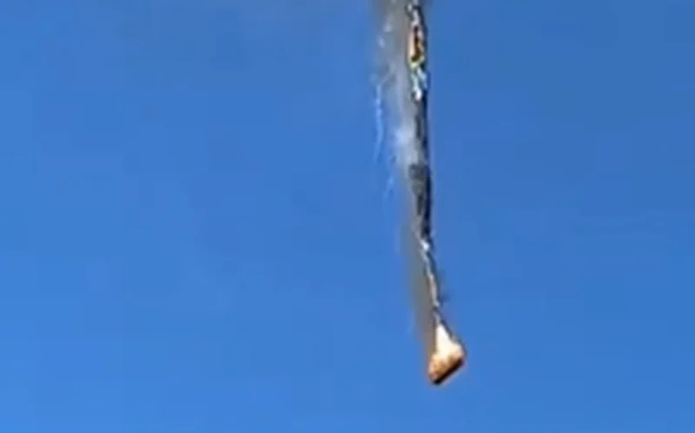 Mãe e filha morrem em acidente de balão em Santa Catarina