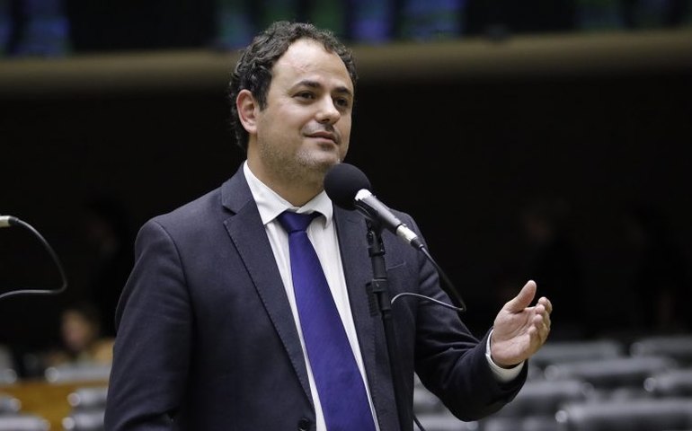 Caso Glauber Braga seja cassado, ex-candidata a presidente assume seu mandato; saiba quem é