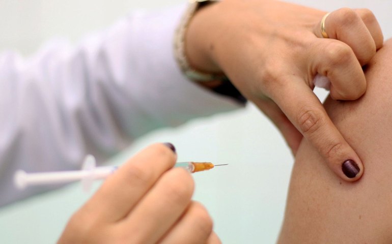 Governo brasileiro troca dívidas com hospitais privados por atendimentos para o SUS