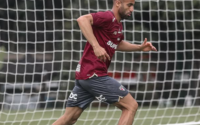 São Paulo trabalha para contar com Lucas e Oscar em decisão com a LDU na Libertadores