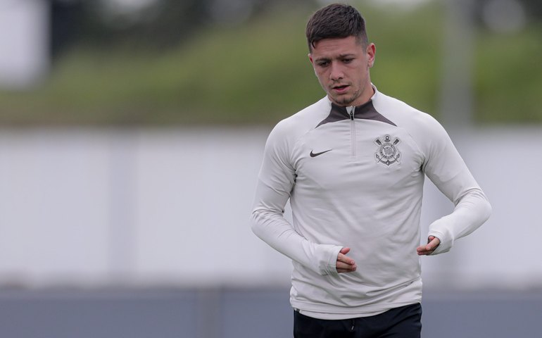 Corinthians celebra semana livre para deixar Garro em condições de iniciar jogo com o Grêmio