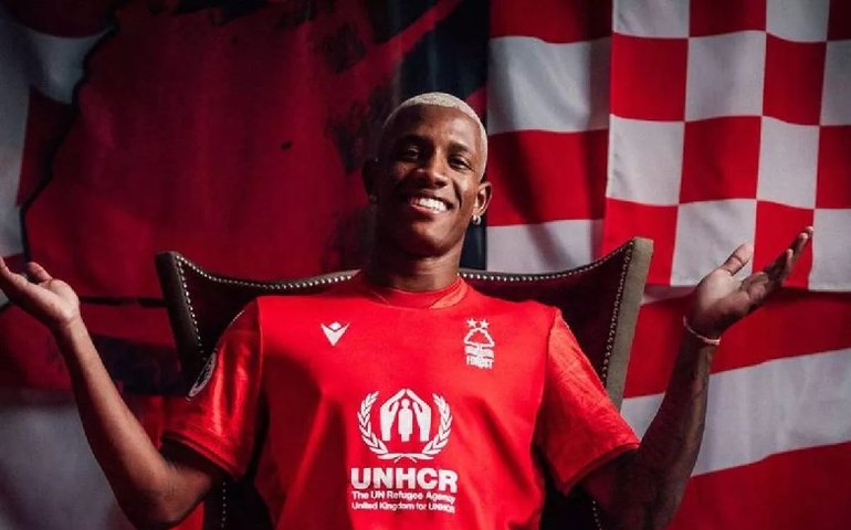 Danilo assina contrato de 6 anos e meio e é anunciado pelo Nottingham Forest