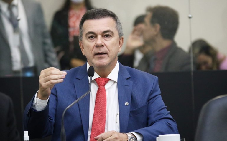 Proposta por Ronaldo Medeiros, ALE realiza sessão especial sobre ações à população em situação de rua