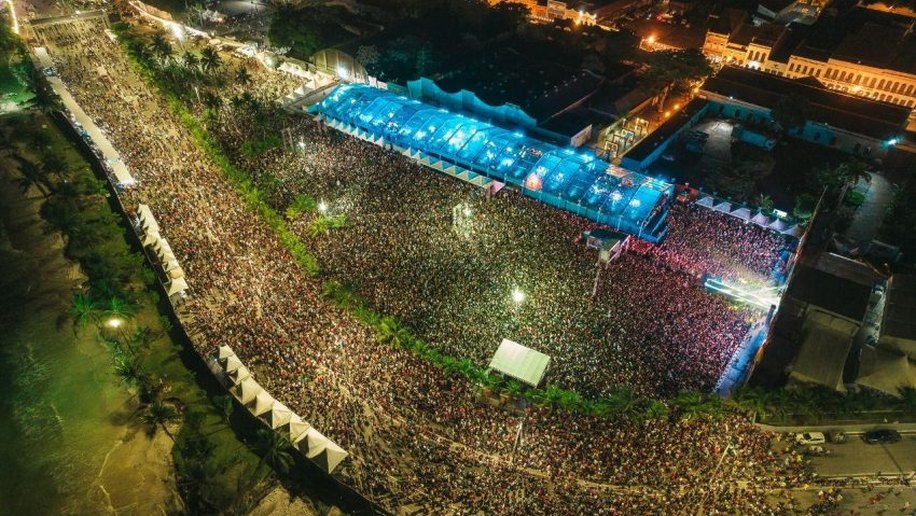 Festa em Jaraguá bate recorde e alcança público de 100 mil pessoas na noite de São João