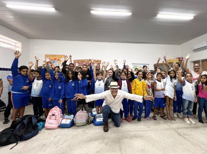Projeto leva Literatura a estudantes de 30 escolas da rede municipal de Maceió