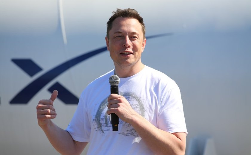 Elon Musk fica 12 bi mais rico após fechar acordo estratégico com aval do governo chinês