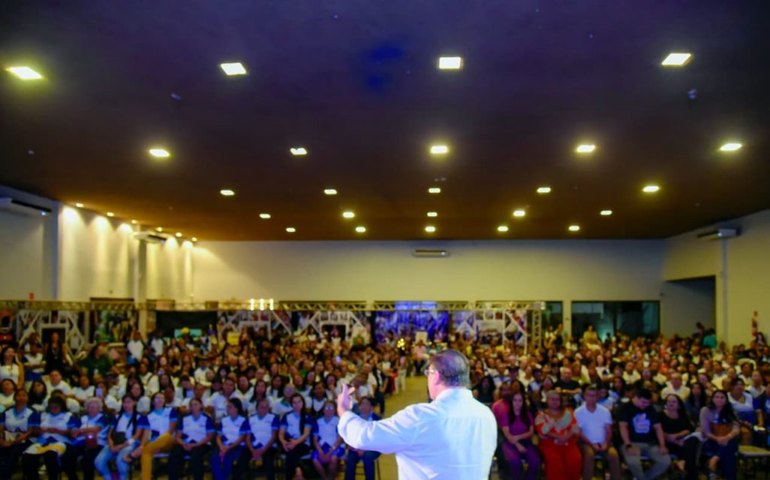 Exposição da EJA reúne 13 escolas e valoriza práticas inovadoras em Arapiraca