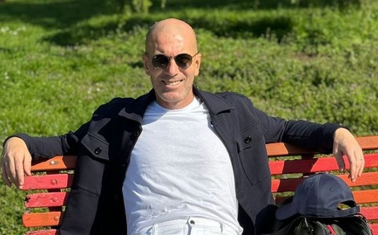 Bayern de Munique negocia com Zidane como novo técnico, afirma jornal espanhol