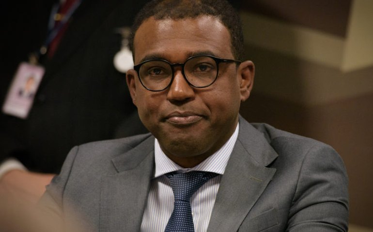 'Apostamos muito no arcabouço e na redução das taxas de juros', diz Aquino no Senado