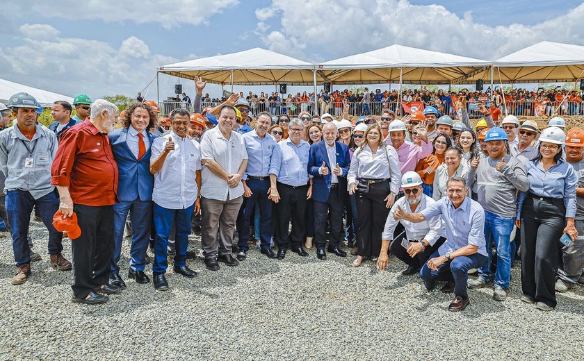 Trecho da transposição do rio São Francisco é inaugurado na Paraíba