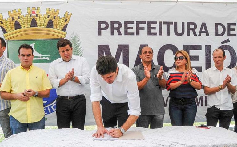 Maceió: Prefeito Rui Palmeira autoriza início da revitalização da Praça da Faculdade
