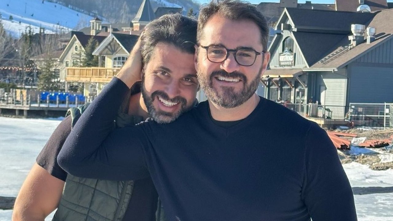 Marcelo Cosme responde comentários negativos após citar marido no Jornal Hoje