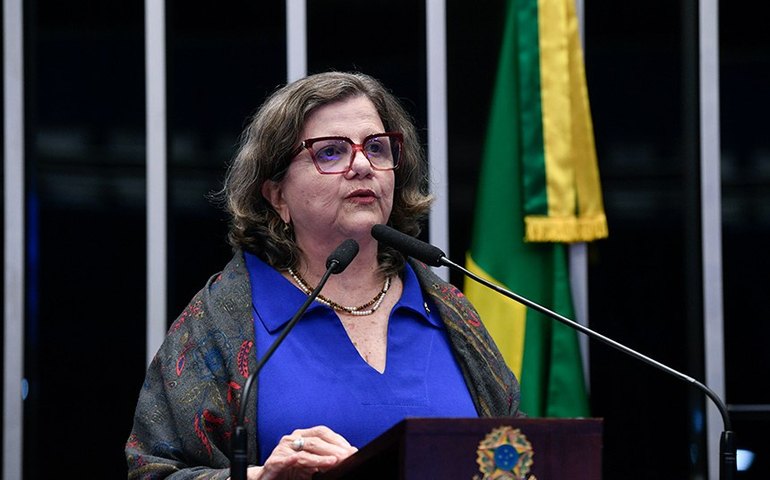 Teresa defende projeto que estabelece diretrizes para a educação rural