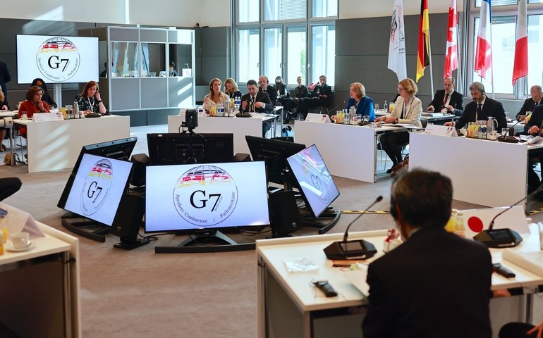 G-7 promete postura dura, unificada e com sanções contra a Rússia