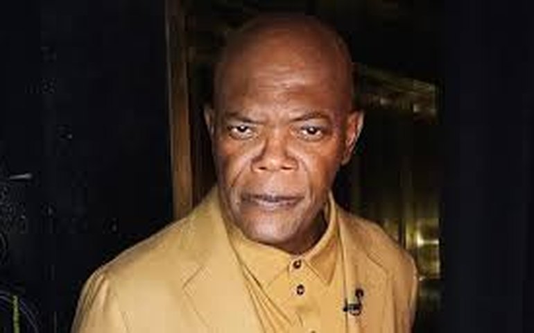 Samuel L. Jackson negocia para estrelar filme de J. J. Abrams