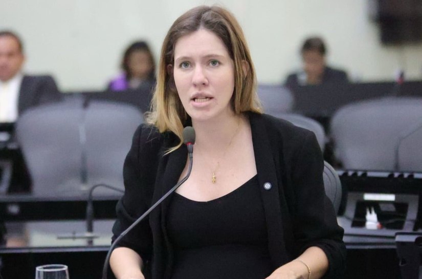 Cibele Moura apresenta emenda para garantir efeitos retroativos em promoções de militares em Alagoas