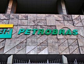 Petrobras prepara Programa de Demissão Voluntária para funcionários aposentados