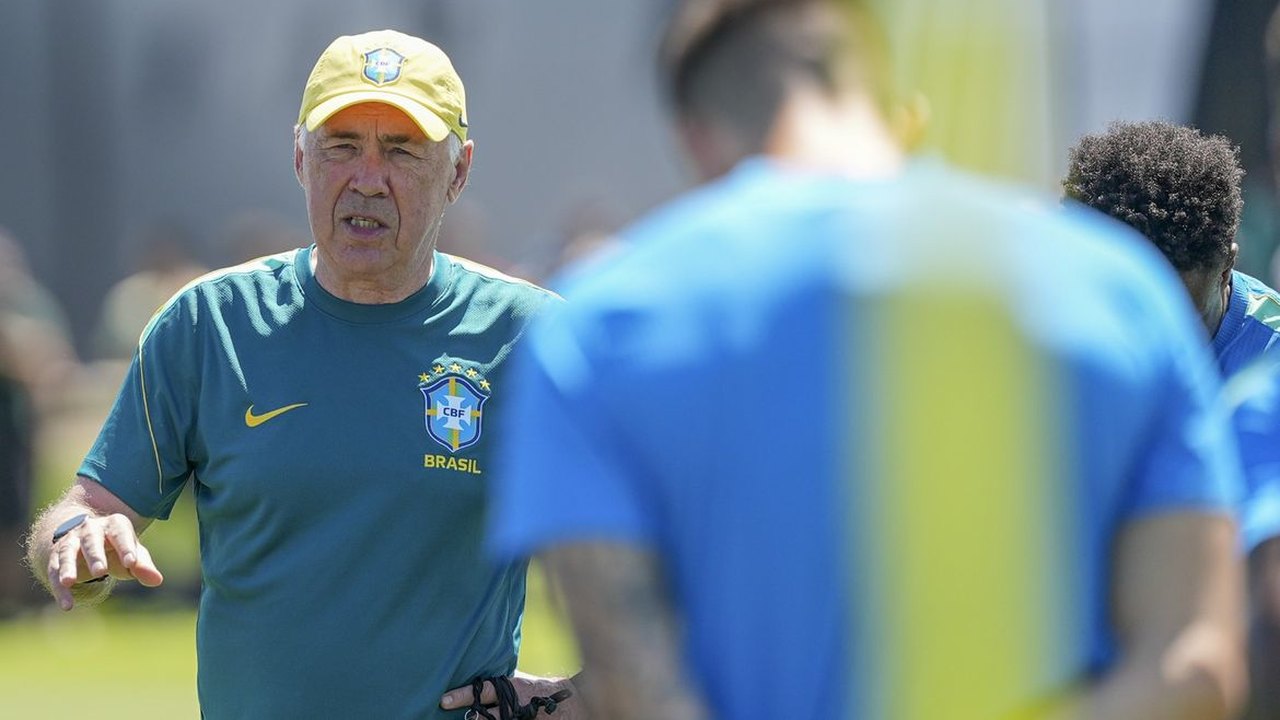 Ancelotti dá pista sobre Martinelli na vaga de Paquetá contra a Noruega