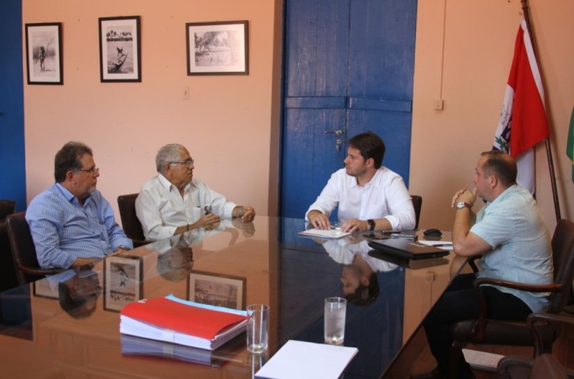 Após apelo do prefeito, DER vai instalar quebra-molas na AL-215 em Marechal