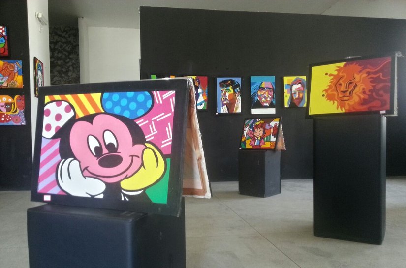 Exposição de “cubismo pop” fica no Museu Zezito Guedes até janeiro