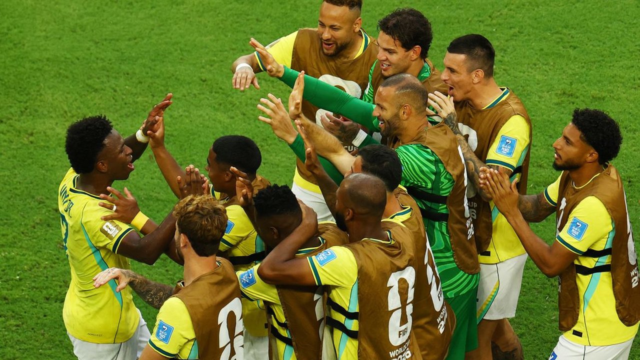 Vini Jr. brilha, Brasil vence a Escócia por 3 a 0 e avança em 1º no Grupo C