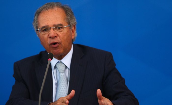 Ministro fez dois testes e resultados foram negativos