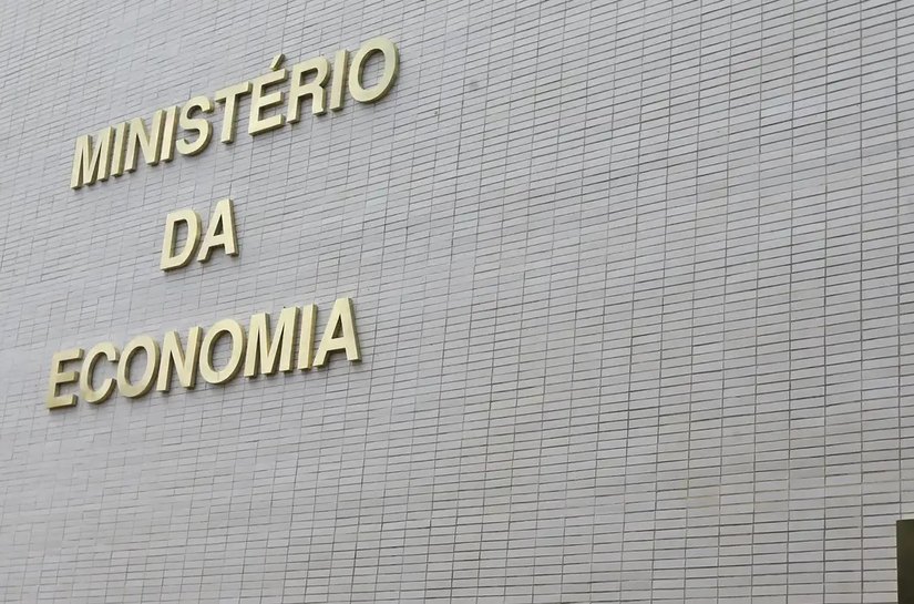 MP alternativa a IOF prevê R$ 4,28 bi de corte de gastos em 2025