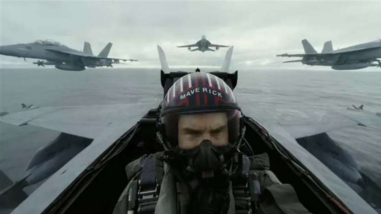 Tom Cruise dispensa dublê e faz cenas a bordo de caça no novo Top Gun