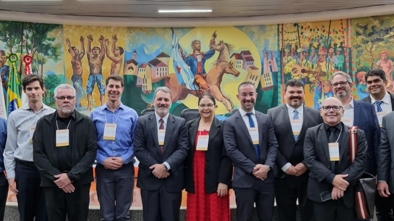 Sefaz participa de encontro regional e visita técnica em Minas Gerais para aperfeiçoamento da corregedoria