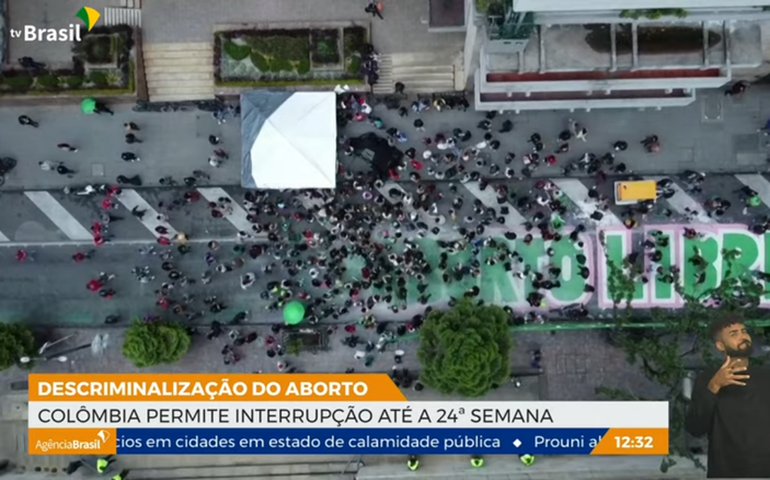 Colômbia descriminaliza aborto até a 24ª semana de gravidez