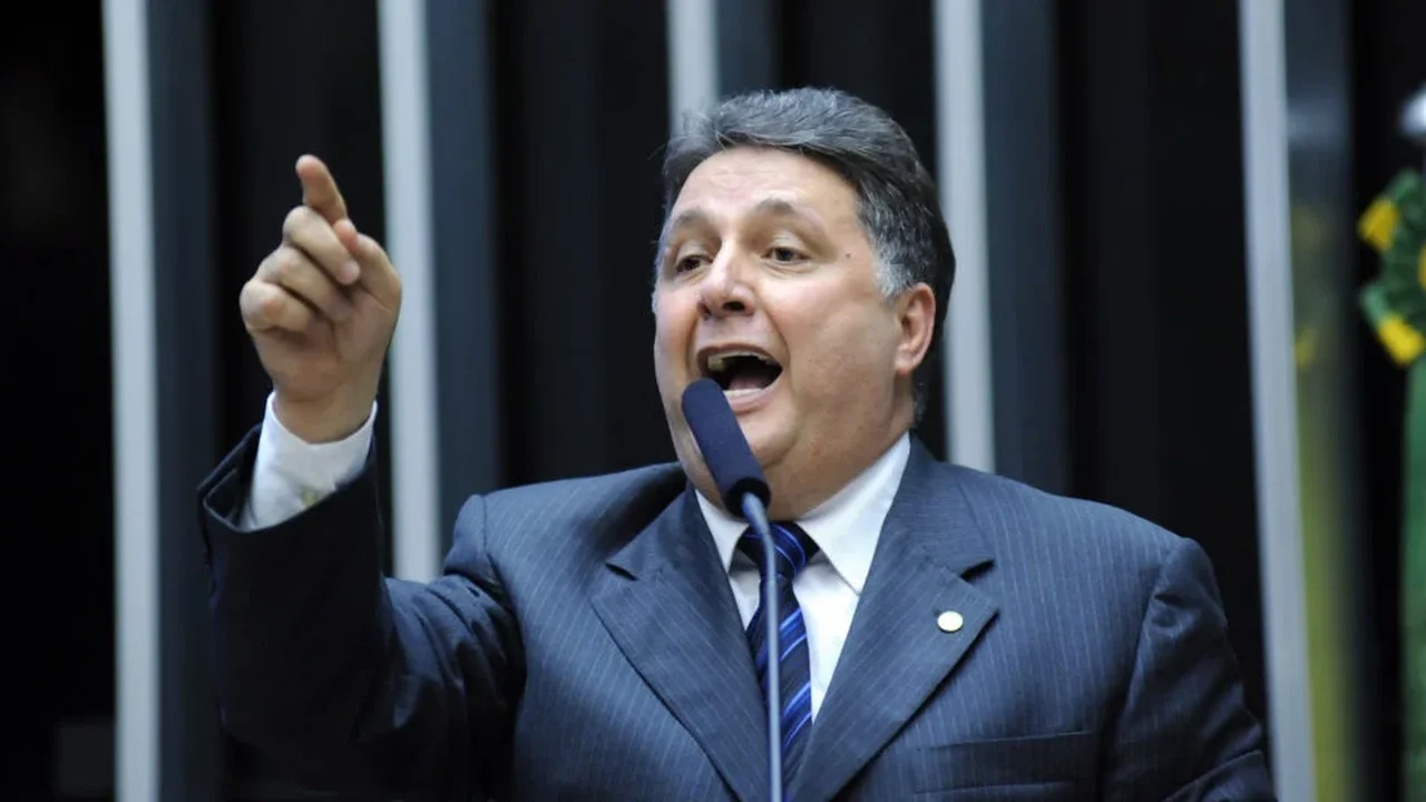 Republicanos oficializa candidatura de Anthony Garotinho ao governo do Rio