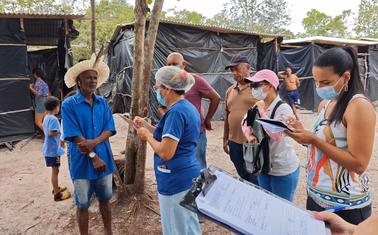 Equipe multidisciplinar da Prefeitura de Penedo atende indígenas da Aldeia Luzia