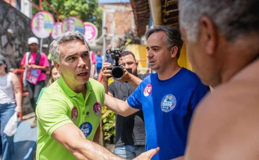 Rafael Brito visita Grota da Jardineira e apresenta propostas de mobilidade urbana