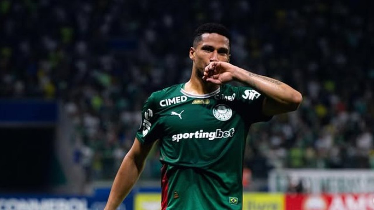 Murilo destaca espaços no Palmeiras em esquema com três zagueiros: 'Mais livre para construir'