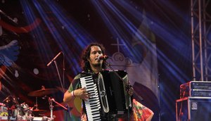 Músico lança primeiro álbum no Café da Gente Sergipana