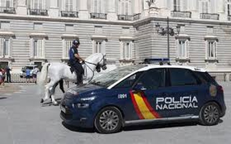 Italianos são presos acusados de estupro coletivo contra brasileira na Espanha