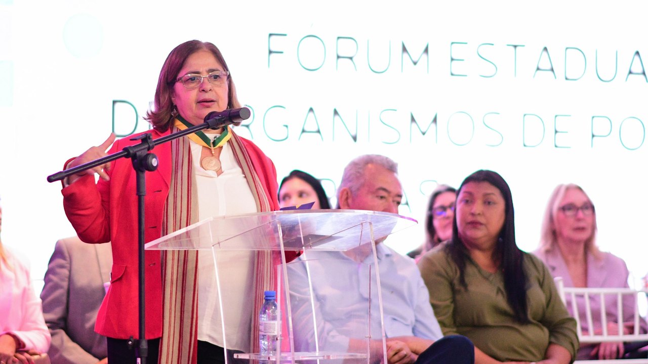Ministra Cida Gonçalves visita Alagoas para firmar acordo de construção da Casa da Mulher Brasileira