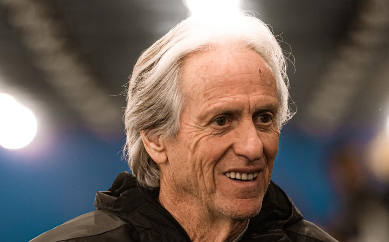 Jorge Jesus aguarda resposta de Neymar sobre jogar só dois torneios: 'Espero que ele aceite'