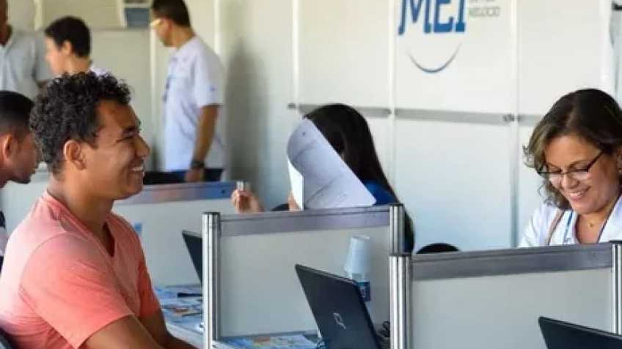 Agências do Sebrae em Alagoas tiram dúvidas sobre Declaração Anual do MEI