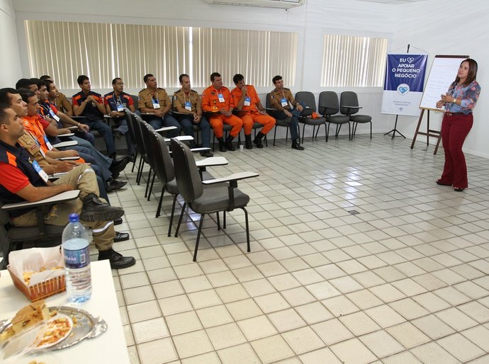 Sebrae e Juceal recebem Corpo de Bombeiros para capacitação sobre a RedeSim