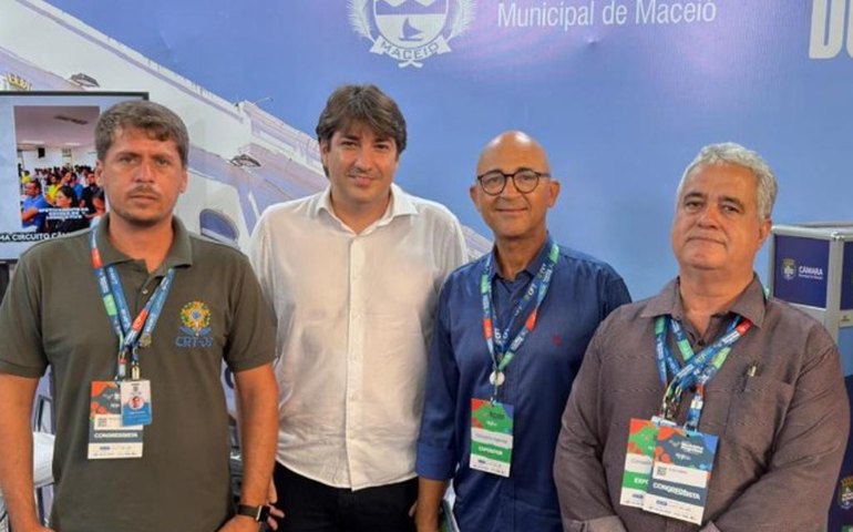 Estande da Câmara na Feira da AMA oportuniza a população a conhecer ações Legislativas