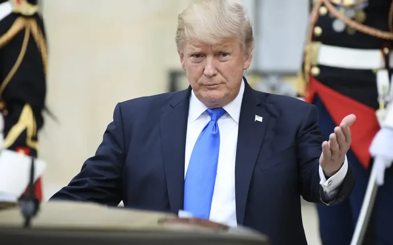 Em fala para Davos, Trump diz que EUA precisam do dobro de eletricidade que têm hoje