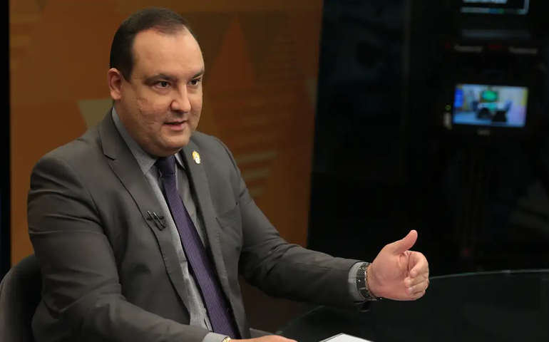 Presidente da Funai na gestão Bolsonaro é condenado a 10 anos por perseguir servidores e indígenas para liberação de obra