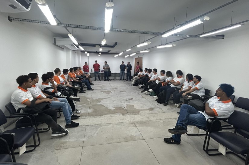 Alunos do Senac visitam o Itec e vivenciam na prática o universo da tecnologia