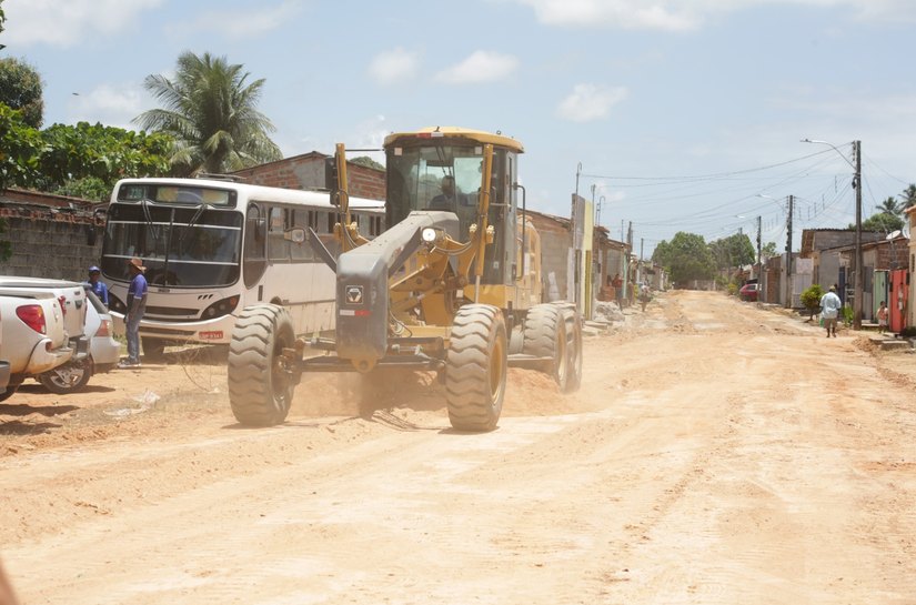 Novas vias pavimentadas pela Codevasf garantem mais mobilidade e renda para comunidades rurais de Coruripe