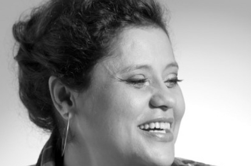 Teatro Deodoro é o Maior Barato apresenta Elaine Kundera, 30 anos